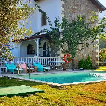 Amanda With Private Pool Olympos